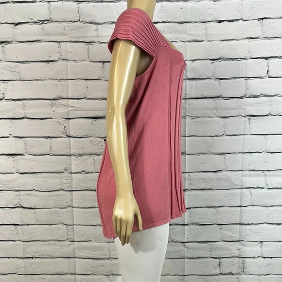 COPY - NWT Parkhurst Top Womens  Batik Blush Scoop Neck Pleated Cap Sleeve Rela… - Picture 5 of 8